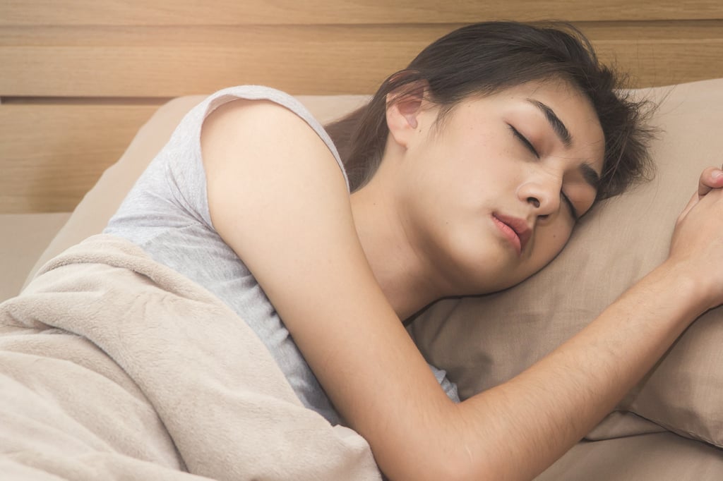 The best sleep environment is a cool, dark, quiet room without electronic devices. Photo: Shutterstock The best sleep environment is a cool, dark, quiet room without electronic devices. Photo: Shutterstock