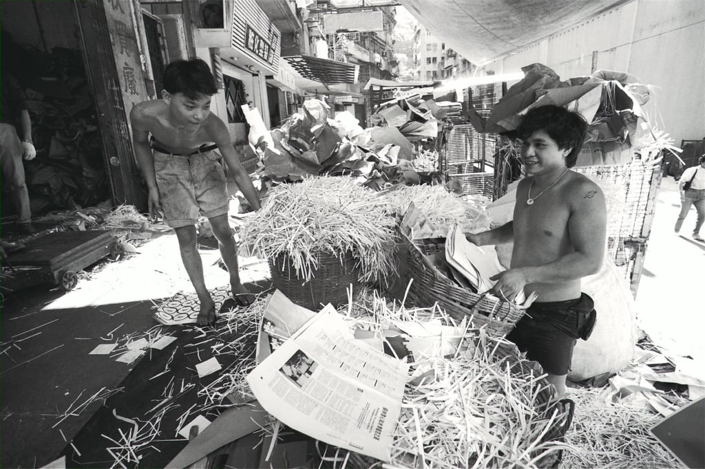 Lee Ying-tat, boss of Sang Hing Waste Paper and Metal Company, at work in his recycling factory in 1990. Photo: SCMP Archives