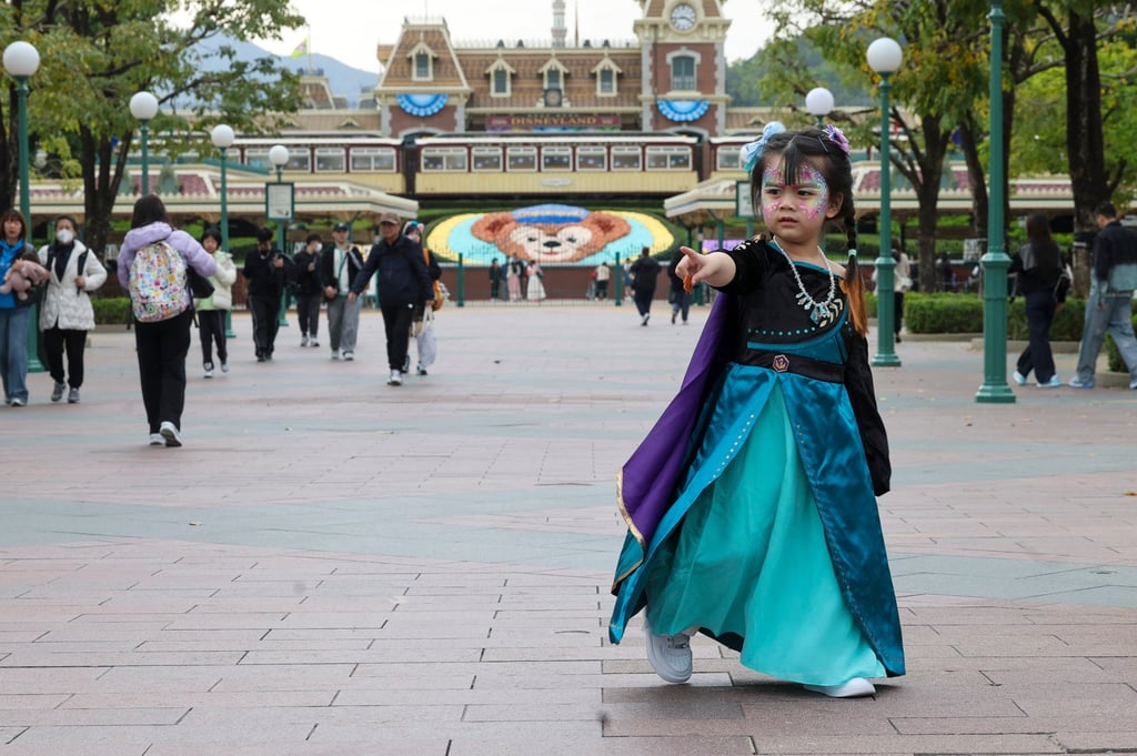 A girl dressed as Anna from Frozen at Hong Kong Disneyland. Photo: Edmond So A girl dressed as Anna from Frozen at Hong Kong Disneyland. Photo: Edmond So