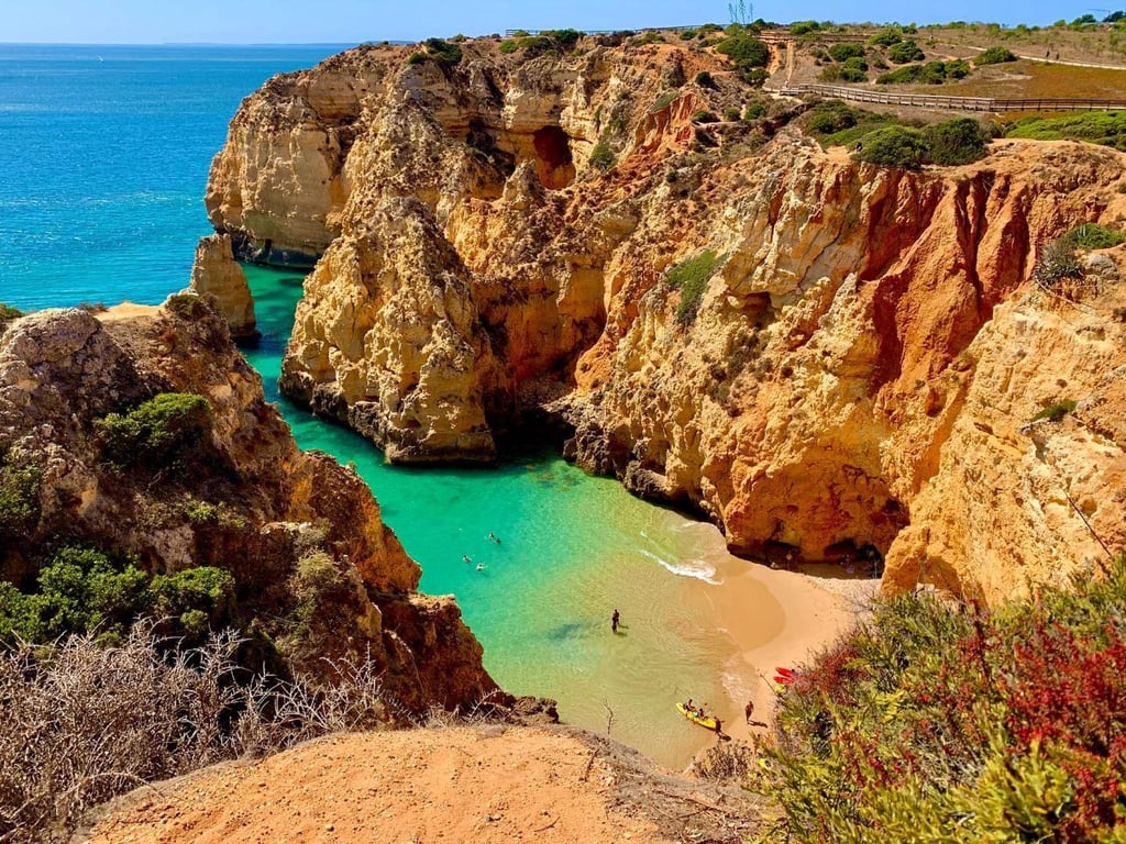 A view of Praia do Barranco di Martinho from Portugal’s coastal Fisherman’s Trail. Photo: Instagram/leal4580