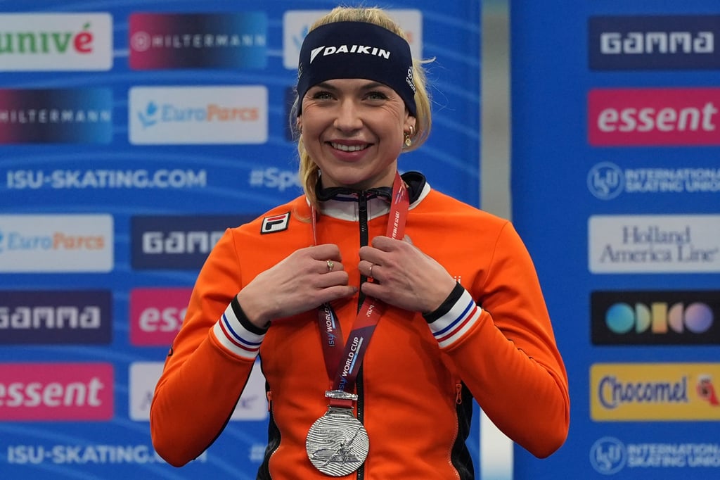 Joy Beune of the Netherlands with the silver medal for the women’s 1,500 metres at the ISU World Cup Speed Skating in Beijing, in November 2024. Photo: AP Joy Beune of the Netherlands with the silver medal for the women’s 1,500 metres at the ISU World Cup Speed Skating in Beijing, in November 2024. Photo: AP