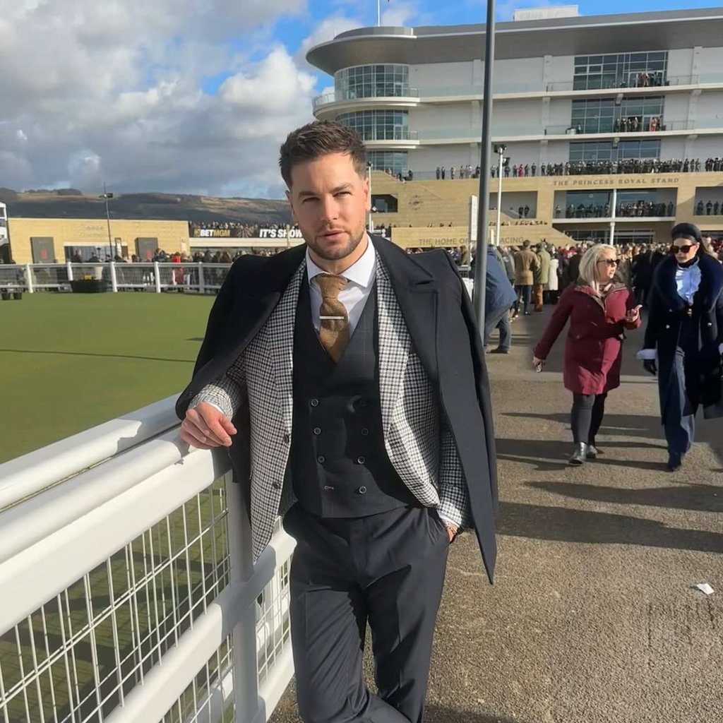 Chris Hughes at the Cheltenham Racecourse. Photo: @chrishughesofficial/Instagram