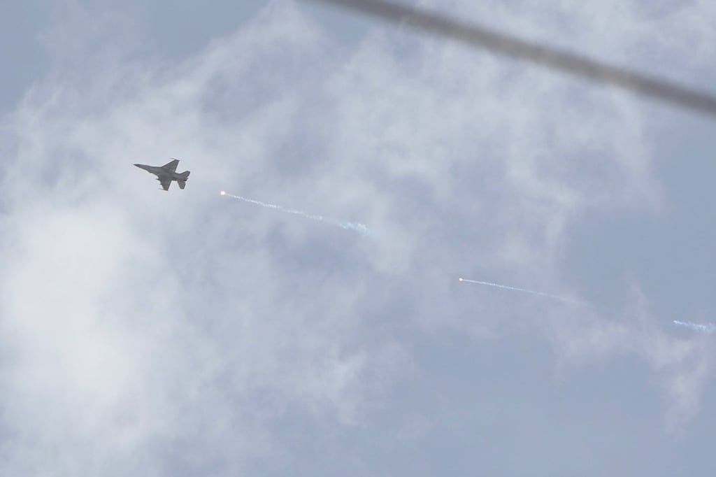 An Israeli fighter jet flies over an area near the Syrian capital Damascus. Photo: AFP An Israeli fighter jet flies over an area near the Syrian capital Damascus. Photo: AFP