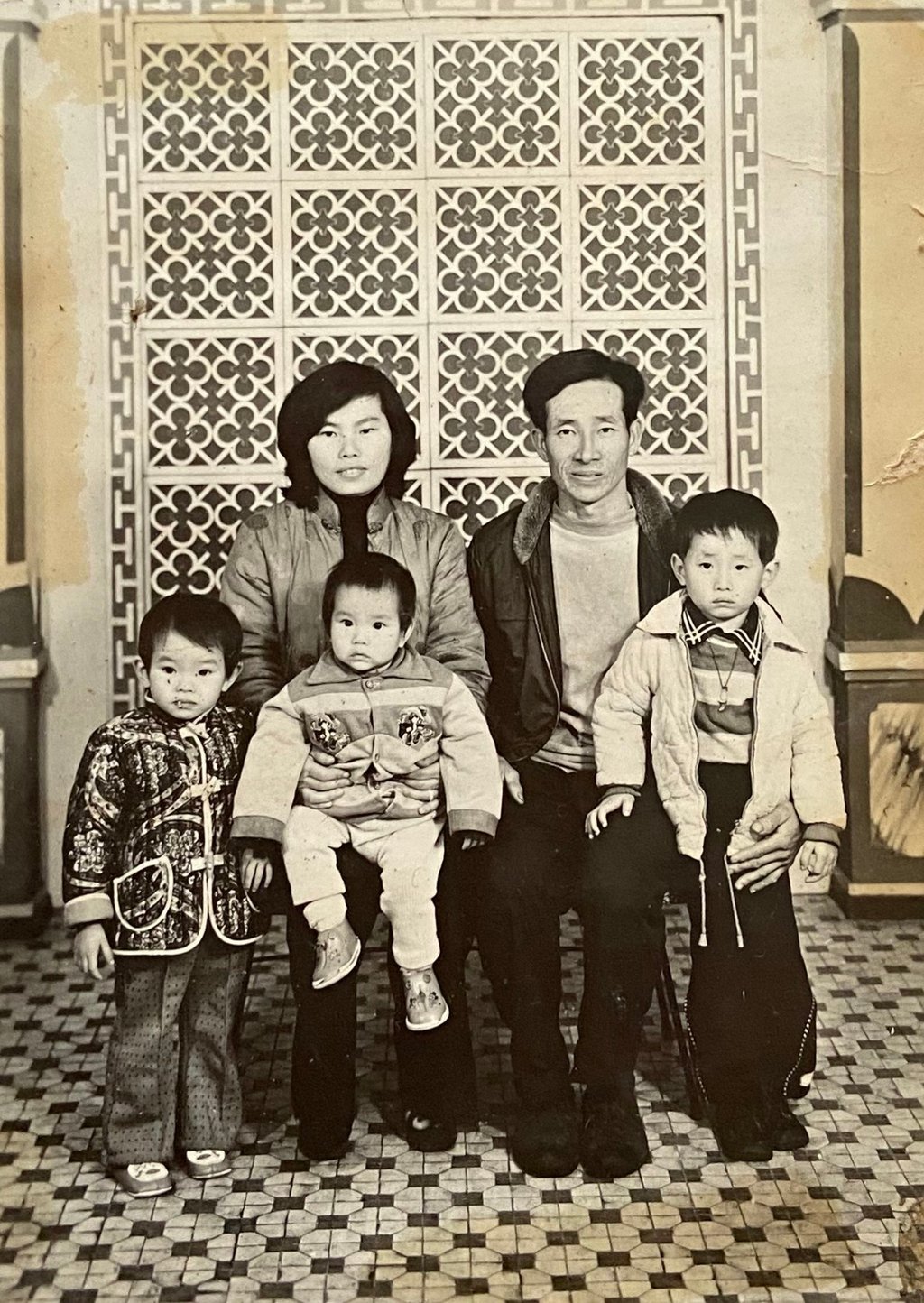 Two-year-old Monti (centre) and her family. She presented it as an artwork in an exhibition titled“ Inseparable “ while she was studying in the Hong Kong Art School. Photo: courtesy Monti Lai Two-year-old Monti (centre) and her family. She presented it as an artwork in an exhibition titled“ Inseparable “ while she was studying in the Hong Kong Art School. Photo: courtesy Monti Lai