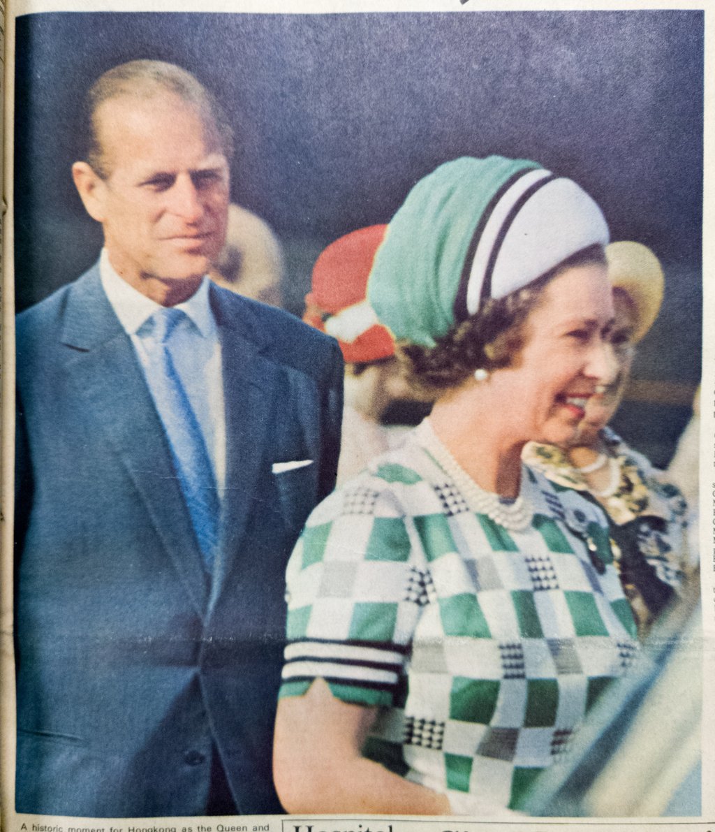 Queen Elizabeth II and her husband Prince Philip arrive at Kai Tak airport on May 4, 1975. Photo: SCMP