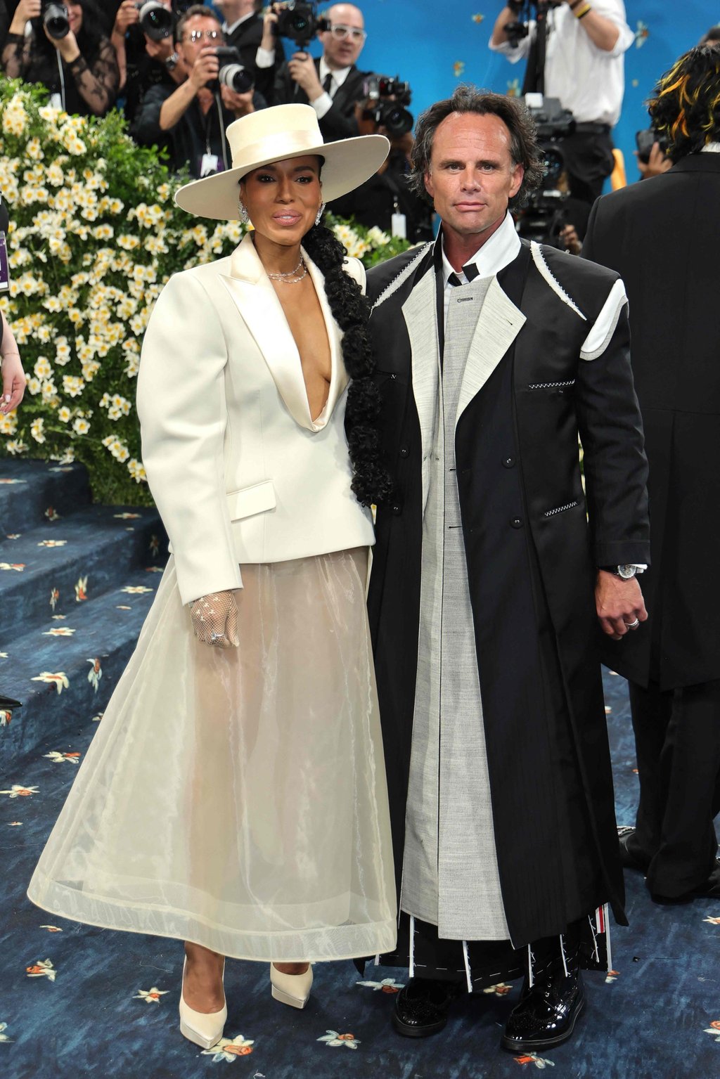 Lisa’s Whilte Lotus season 3 co-star Walton Goggins poses with Kerry Washington at the 2025 Met Gala. Photo: Getty Images via AFP Lisa’s Whilte Lotus season 3 co-star Walton Goggins poses with Kerry Washington at the 2025 Met Gala. Photo: Getty Images via AFP