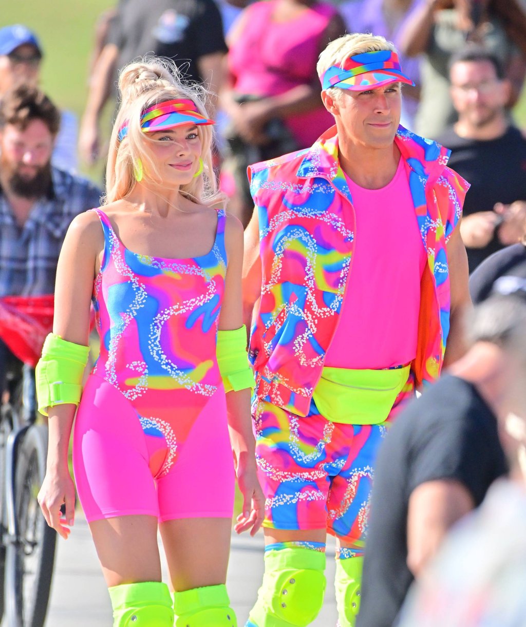 Margot Robbie and Ryan Gosling film a scene for Barbie. Photo: Mega/GC Images Margot Robbie and Ryan Gosling film a scene for Barbie. Photo: Mega/GC Images