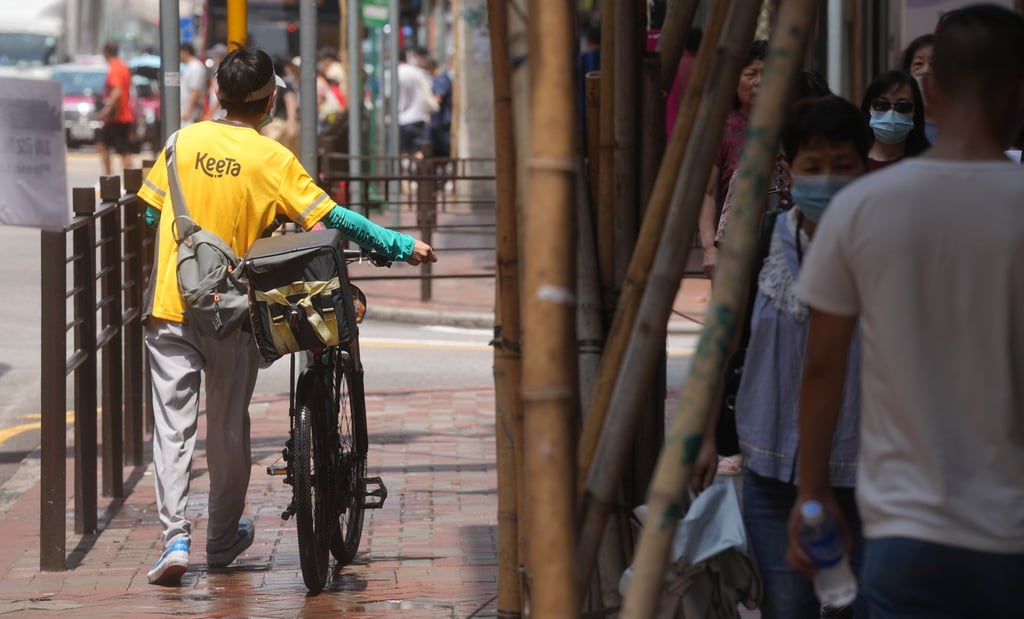 A Keeta delivery rider in Hong Kong. Photo: Elson Li A Keeta delivery rider in Hong Kong. Photo: Elson Li