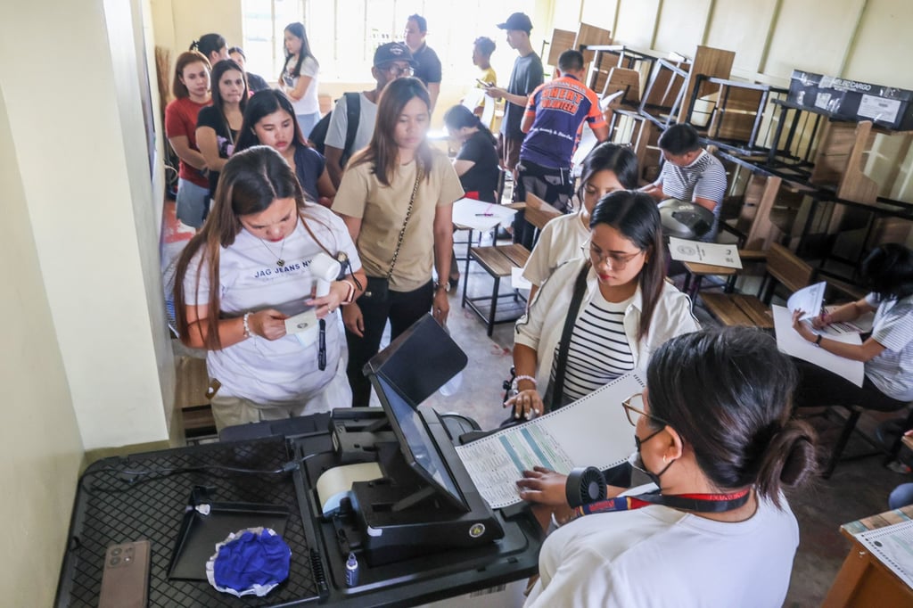 People cast their ballots at a polling station in Quezon City, the Philippines, on Monday. Younger voters have had a big impact on the midterm elections, according to analysts. Photo: Xinhua People cast their ballots at a polling station in Quezon City, the Philippines, on Monday. Younger voters have had a big impact on the midterm elections, according to analysts. Photo: Xinhua