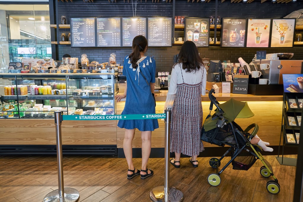 Південна Корея в Starbucks забороняє використовувати імена кандидатів у президенти Південна Корея в Starbucks забороняє використовувати імена кандидатів у президенти
