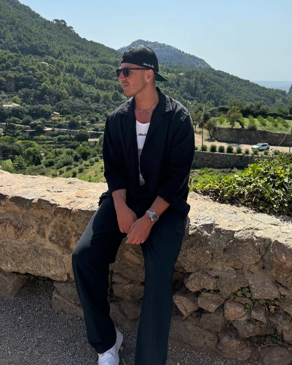 George Rollinson is a rising British artist. Photo: @georgerollo/Instagram