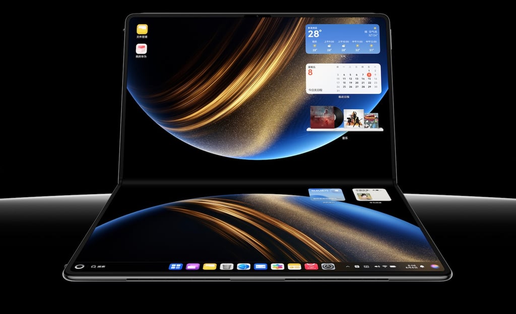 The tablet folds out from 13 inches to an 18-inch screen. Photo: Huawei