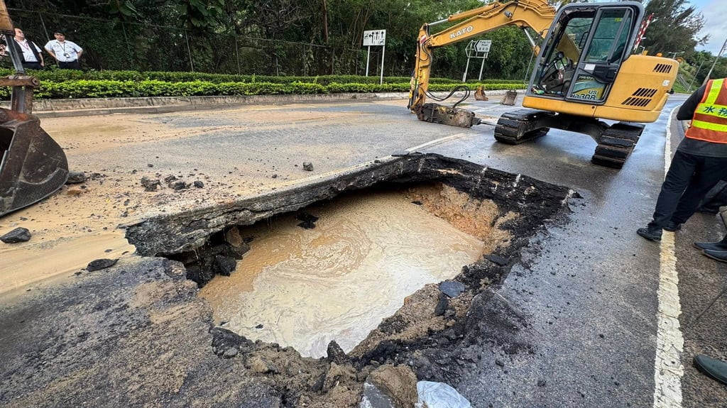 The supply was suspended after a 900mm diameter pipe burst. Photo: Facebook/Christine Fong Kwok Shan