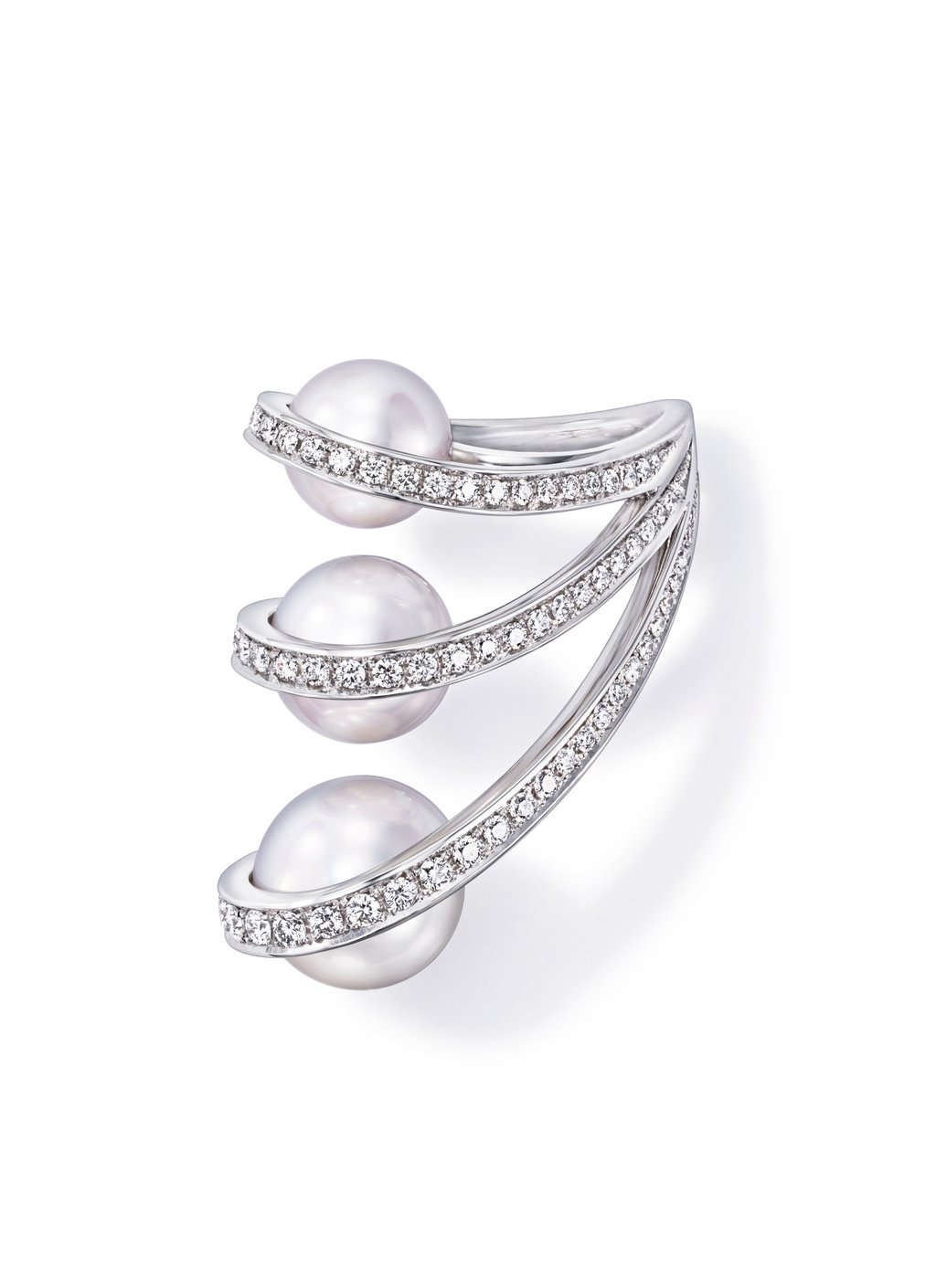 Tasaki Atelier’s Aurora 2020 ring featuring South Sea pearls and white diamonds. Photo: Tasaki