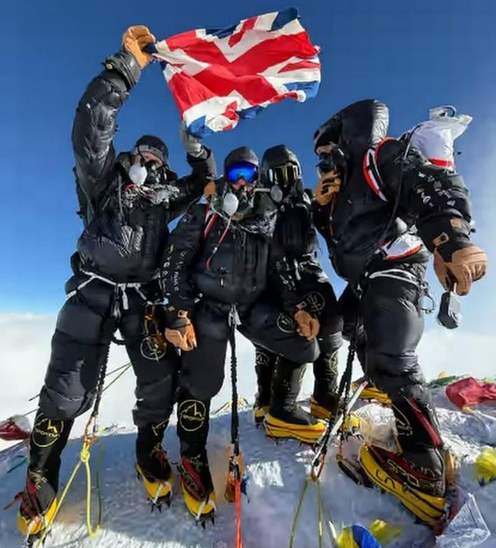 A British team of veteran ex-special forces soldiers: Alistair Carns, Kevin Godlington, Anthony Stazicker, Garth Miller, summited Everest thanks to the help of Xenon gas. Photo: Handout A British team of veteran ex-special forces soldiers: Alistair Carns, Kevin Godlington, Anthony Stazicker, Garth Miller, summited Everest thanks to the help of Xenon gas. Photo: Handout