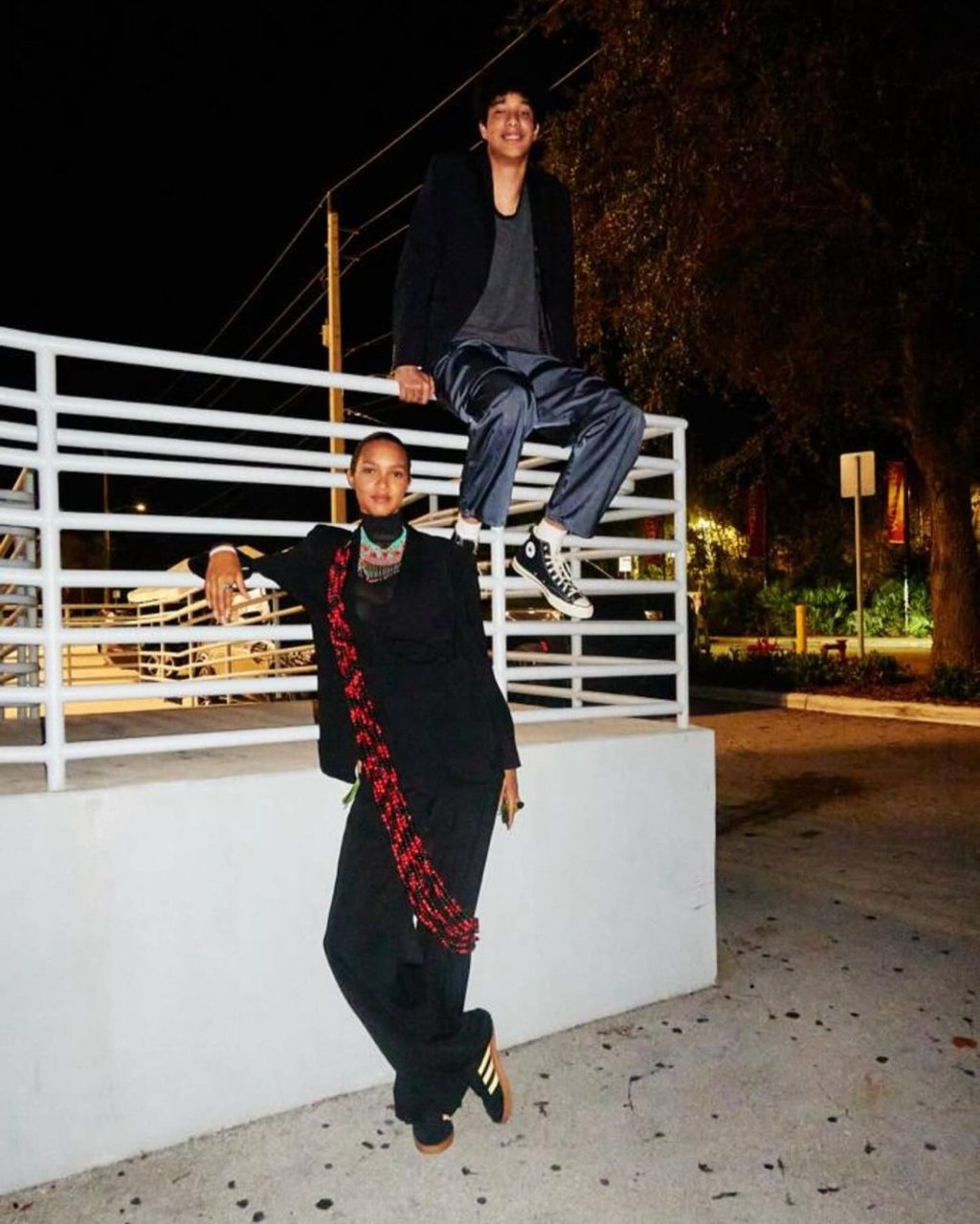 Lais Ribeiro and her 17-year-old son Alexandre. Photo: @laisribeiro/Instagram