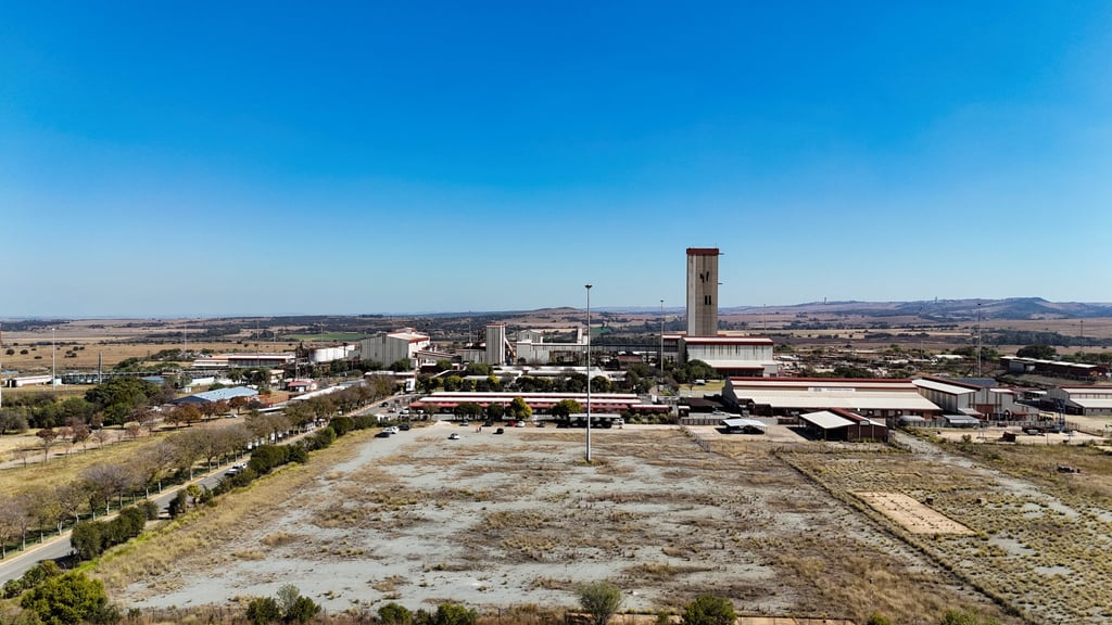 The Sibanye Stillwater mine, where efforts continue to rescue mine workers trapped underground, is seen in a drone image in Westonaria, Johannesburg, South Africa, on Friday. Photo: Reuters The Sibanye Stillwater mine, where efforts continue to rescue mine workers trapped underground, is seen in a drone image in Westonaria, Johannesburg, South Africa, on Friday. Photo: Reuters
