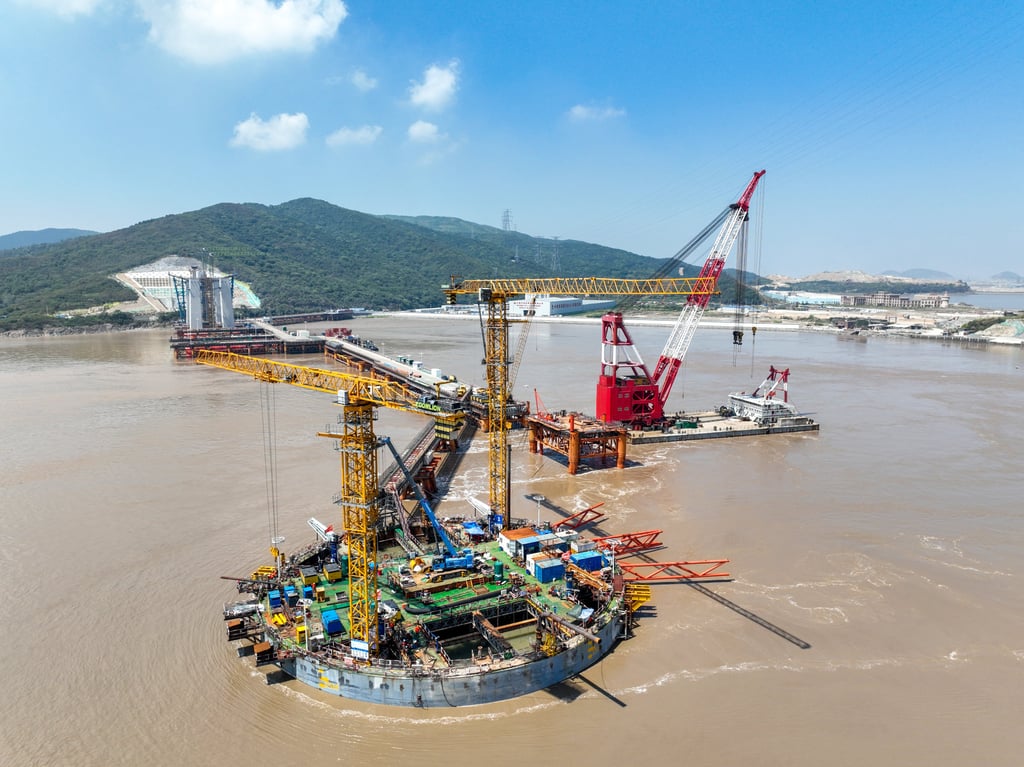 Construction of the Ningbo-Zhoushan Railway Xihoumen Dual purpose Highway and Railway Bridge on the coast of Jintang Island, Zhoushan City, Zhejiang province, Photo: CFOTO/Future Publishing via Getty Images Construction of the Ningbo-Zhoushan Railway Xihoumen Dual purpose Highway and Railway Bridge on the coast of Jintang Island, Zhoushan City, Zhejiang province, Photo: CFOTO/Future Publishing via Getty Images
