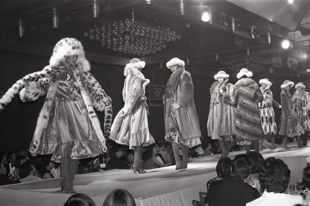 A fur fashion show at the Hilton Hotel in 1977 was indicative of a Hong Kong society where the wealthiest have always “said it with mink” despite animal rights concerns. Photo: SCMP Archives A fur fashion show at the Hilton Hotel in 1977 was indicative of a Hong Kong society where the wealthiest have always “said it with mink” despite animal rights concerns. Photo: SCMP Archives