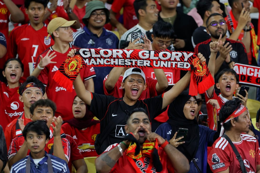 Manchester United fans’ cheers had turned to jeers by the end of the friendly in Kuala Lumpur. Photo: EPA-EFE Manchester United fans’ cheers had turned to jeers by the end of the friendly in Kuala Lumpur. Photo: EPA-EFE