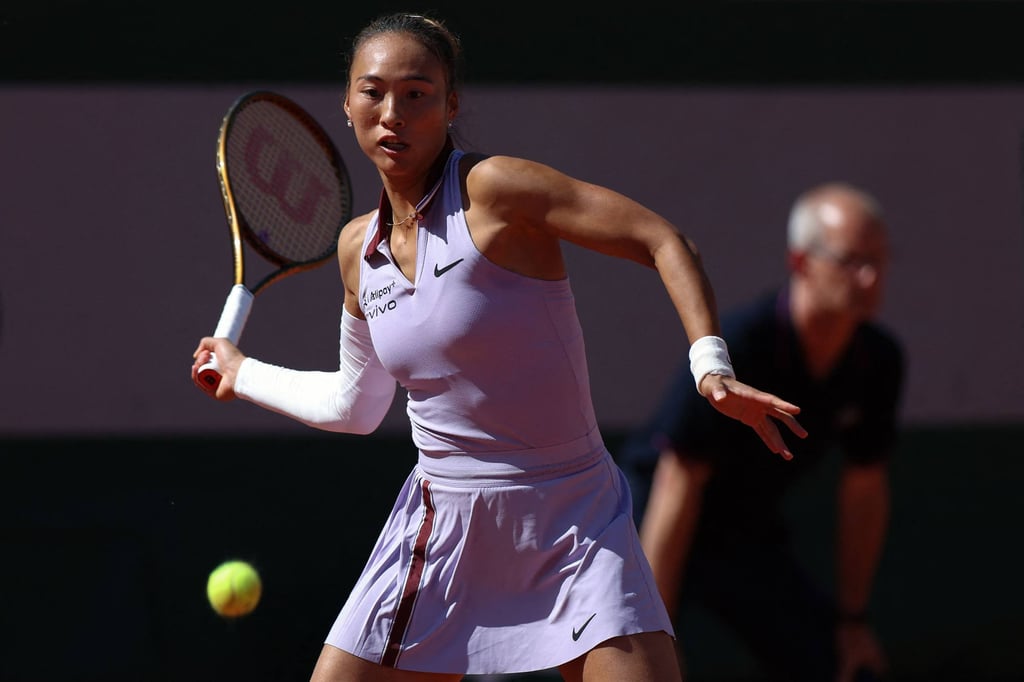 Zheng Qinwen plays a forehand return to Canada’s Victoria Mboko at Roland Garros. Photo: AFP Zheng Qinwen plays a forehand return to Canada’s Victoria Mboko at Roland Garros. Photo: AFP