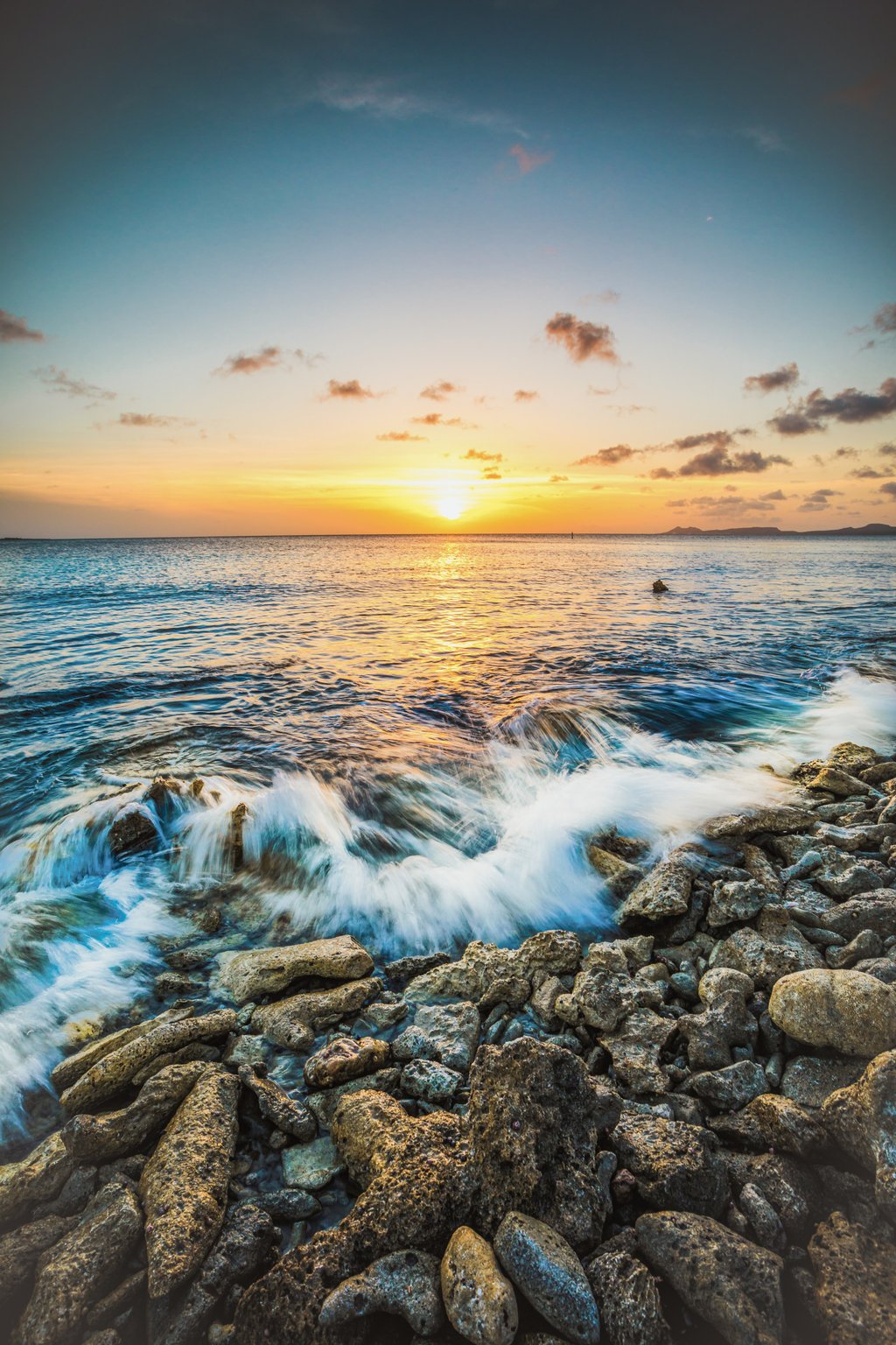 The coastline of Kralendijk, capital of Bonaire, in the Atlantic. Photo: Shutterstock
