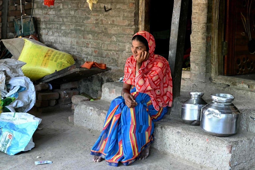 Mirabai Khindkar’s husband, Amol Sanjivan Khindkar, took his own life due to mounting financial loans. Photo: AFP