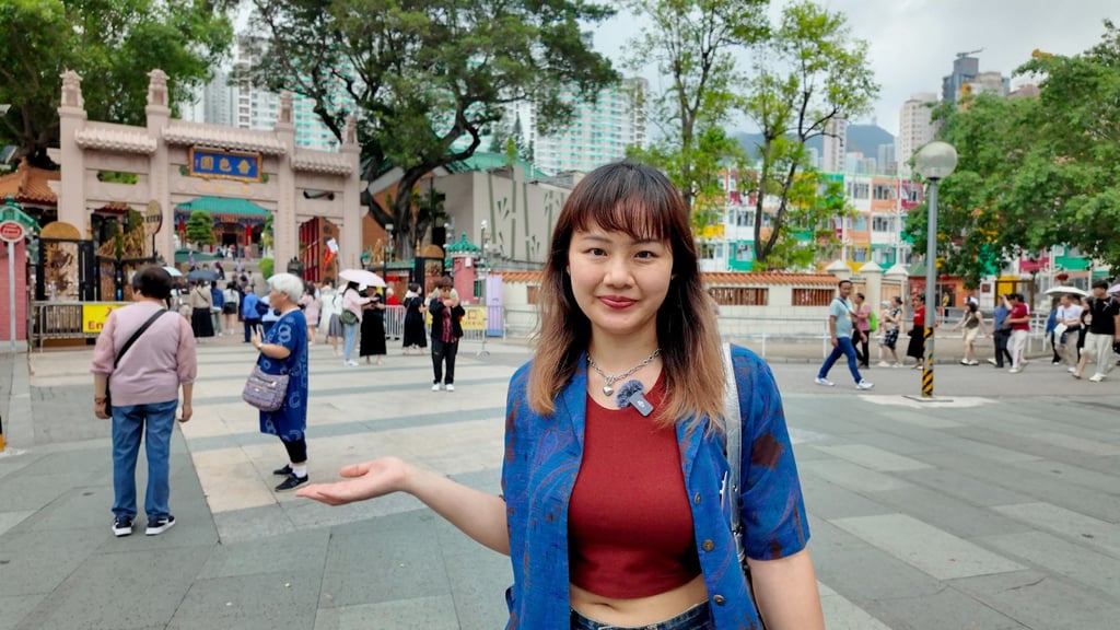 Wong Tai Sin Temple is the first stop on the tour for Post reporter Lo Hoi-ying. Photo: Sophie Li Wong Tai Sin Temple is the first stop on the tour for Post reporter Lo Hoi-ying. Photo: Sophie Li