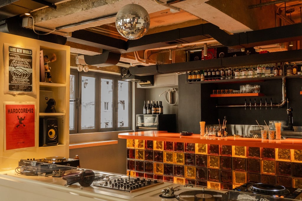 Listening room Aer has opened on Staunton Street in Hong Kong. Photo: Handout. Listening room Aer has opened on Staunton Street in Hong Kong. Photo: Handout.