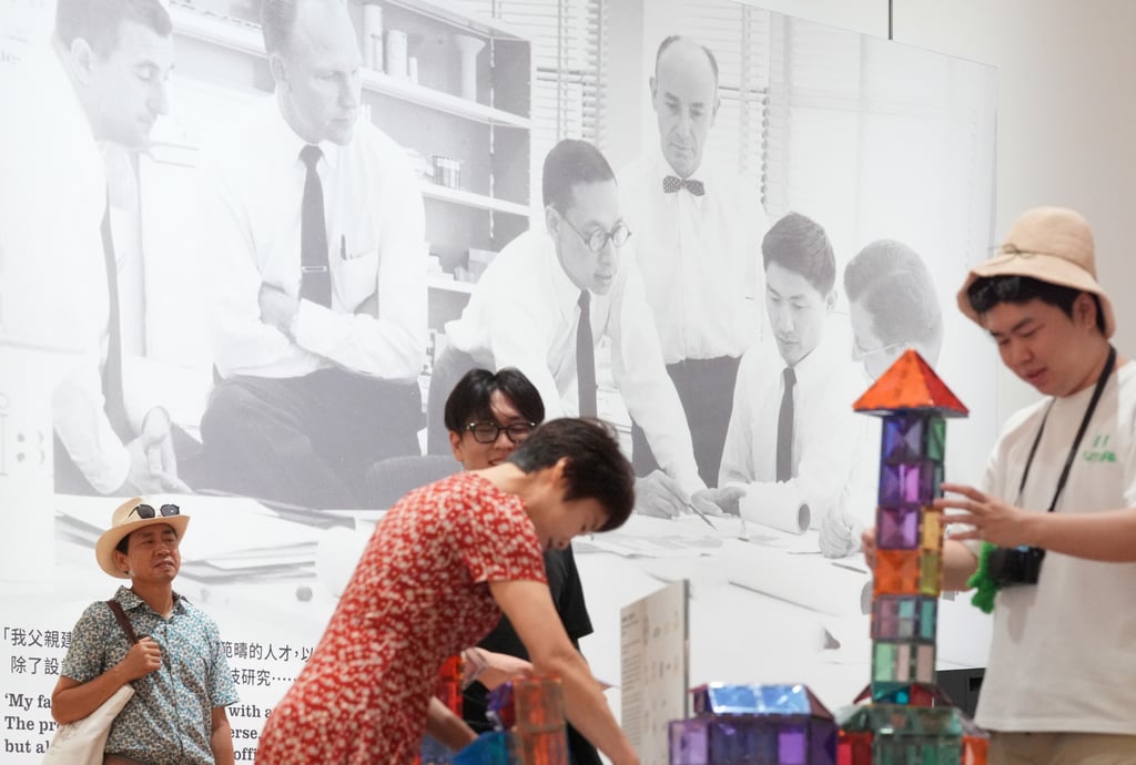 Visitors play with toy bricks at the M+ exhibition “I.M. Pei: Life Is Architecture” on June 29, 2024. Photo: Eugene Lee Visitors play with toy bricks at the M+ exhibition “I.M. Pei: Life Is Architecture” on June 29, 2024. Photo: Eugene Lee