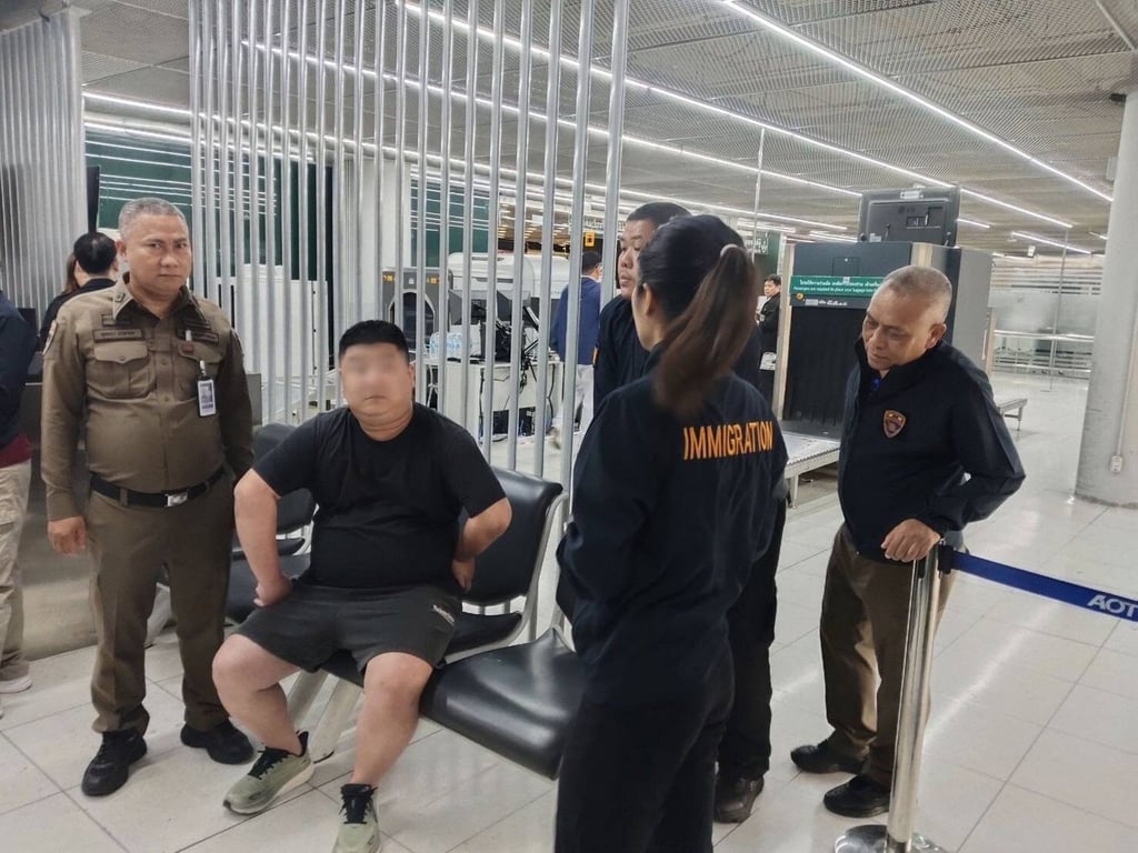 The suspect was apprehended when his flight landed in Bangkok. Photo: Suvarnabhumi Immigration The suspect was apprehended when his flight landed in Bangkok. Photo: Suvarnabhumi Immigration