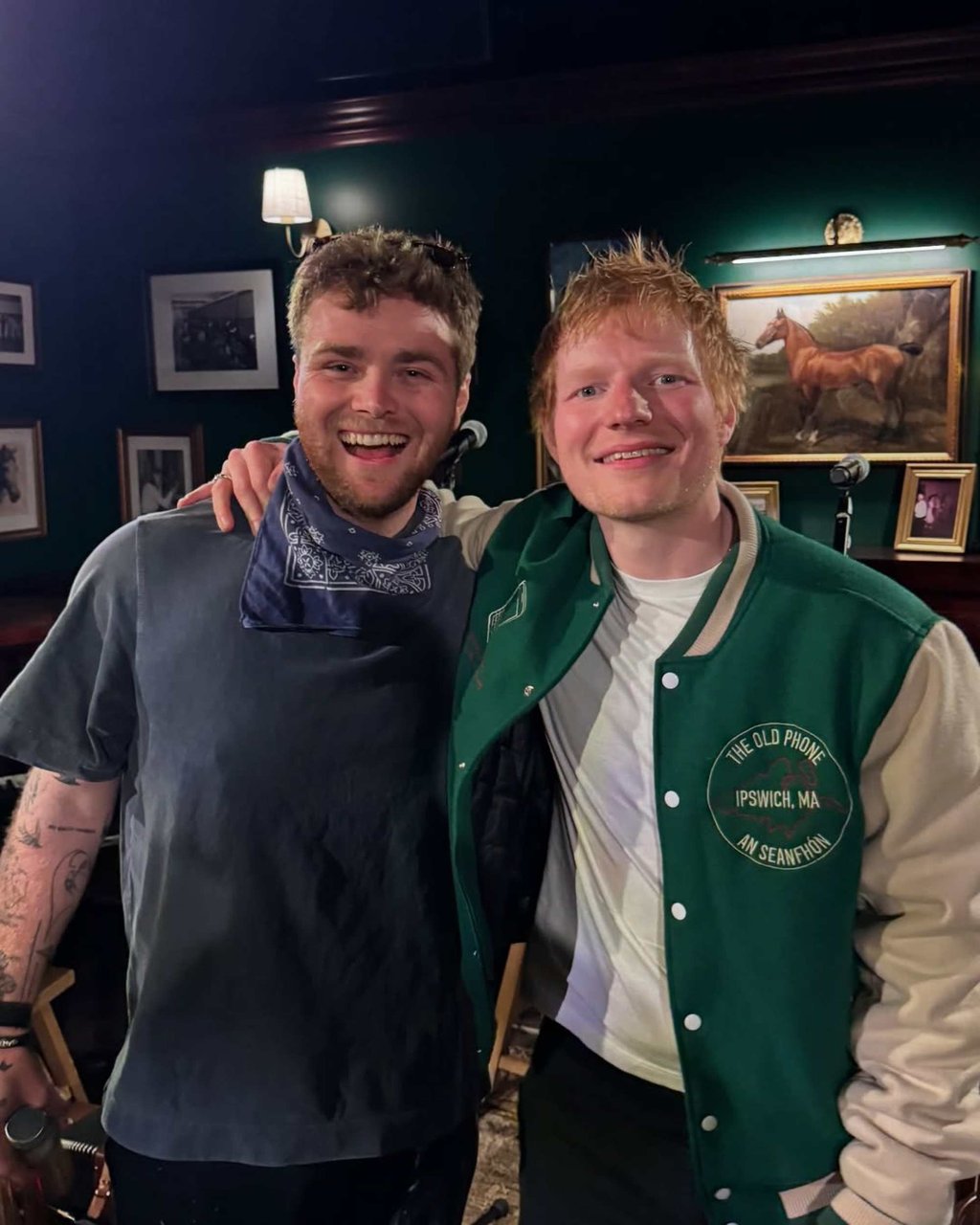 Alex Warren joined Ed Sheeran on stage at a bar during Coachella. Photo: @alexwaarren/Instagram
