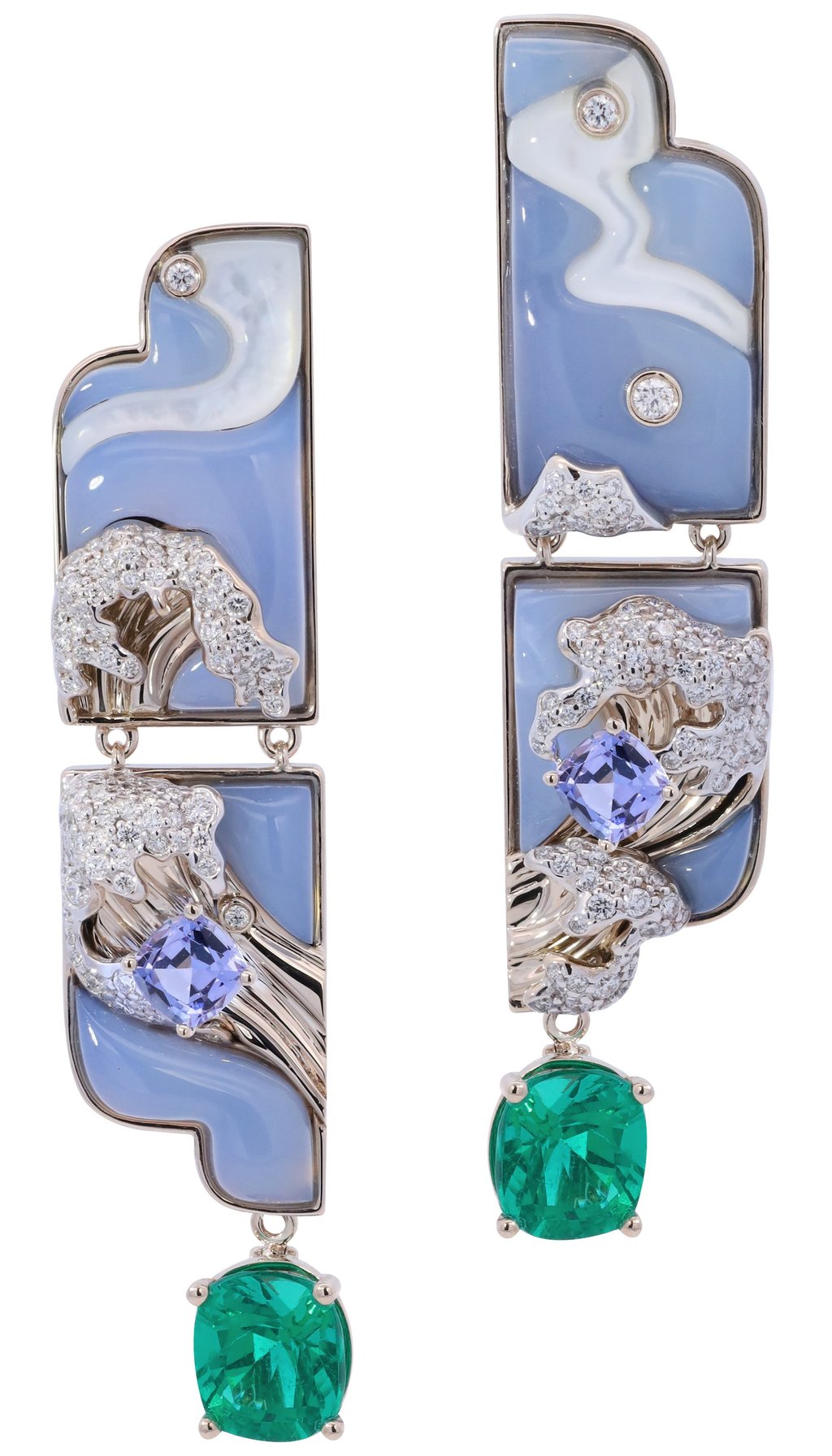 Earrings inspired by Hokusai’s The Great Wave off Kanagawa from Simone Jewels’ Romance de L’Art Nouveau collection. Photo: Handout