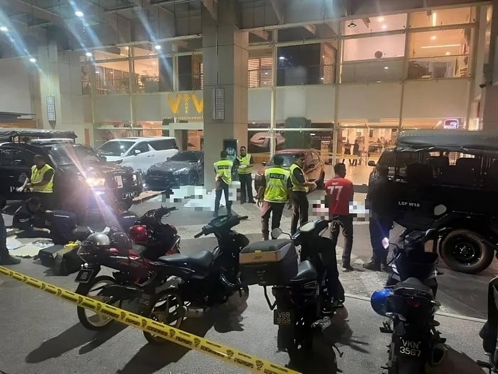Two men were shot dead near the lobby of a shopping centre in Kuala Lumpur on June 17, 2025. Photo: The Star Two men were shot dead near the lobby of a shopping centre in Kuala Lumpur on June 17, 2025. Photo: The Star