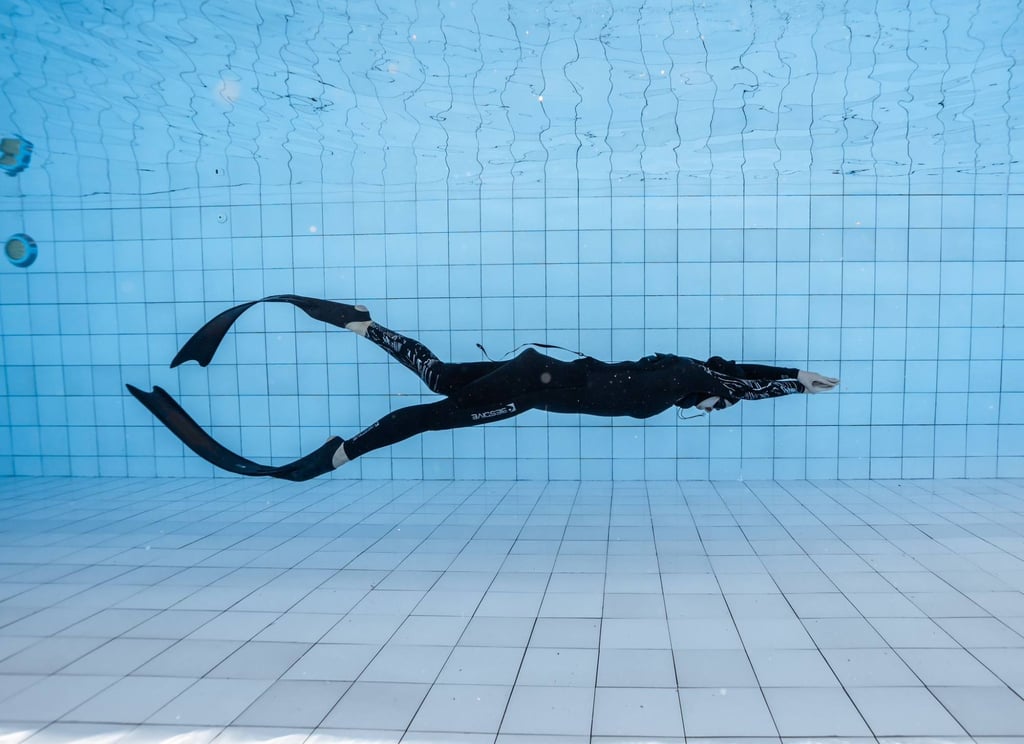 Vicky Li freediving in a pool. Photo: Handout