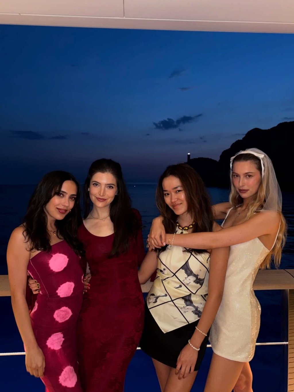 Chloe Lee, second right, recently joined Eve Jobs, right, for a weekend with friends. Photo: @evejobs/Instagram Chloe Lee, second right, recently joined Eve Jobs, right, for a weekend with friends. Photo: @evejobs/Instagram