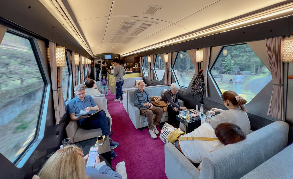 The Cockpit Lounge on the Tobu Spacia X trains from Tokyo to Nikko offers sofas and armchairs and direct access to the snack bar, for which other travellers have to book a time slot. Photo: Peter Neville-Hadley