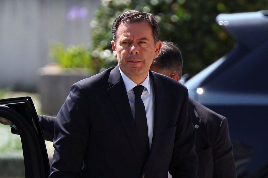 PM Luis Montenegro arrives near the Chapel of the Resurrection, the location of the wake. Photo: Reuters PM Luis Montenegro arrives near the Chapel of the Resurrection, the location of the wake. Photo: Reuters