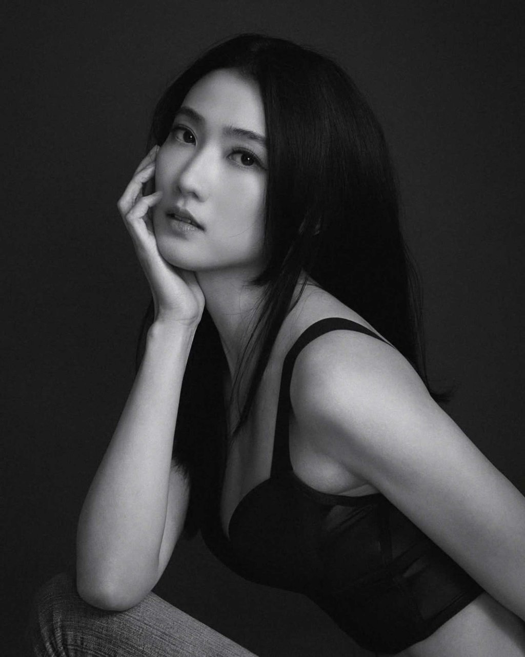 As well as being an actress, Jane Wong is a sought-after model. Photo: @byjanew/Instagram