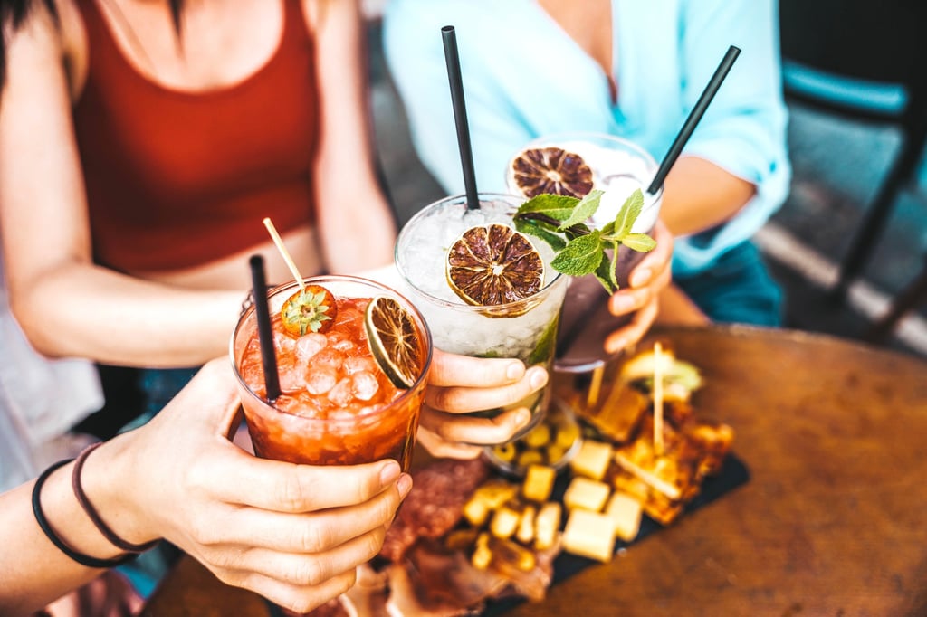On three separate occasions, Li added the substance to Wang’s drinks while he was distracted, resulting in dizziness and vomiting for the victim. Photo: Shutterstock On three separate occasions, Li added the substance to Wang’s drinks while he was distracted, resulting in dizziness and vomiting for the victim. Photo: Shutterstock