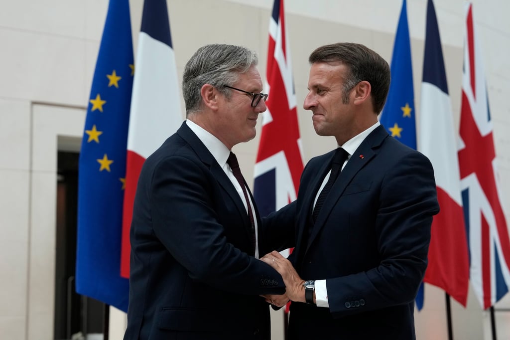 French President Emmanuel Macron (right) and British Prime Minister Keir Starmer attend an event at the British Museum in London on Wednesday. Photo: EPA