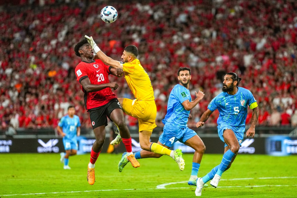 Michael Udebuluzor (left) wins the last-minute penalty that earned Hong Kong victory over India last month. Photo: Elson Li