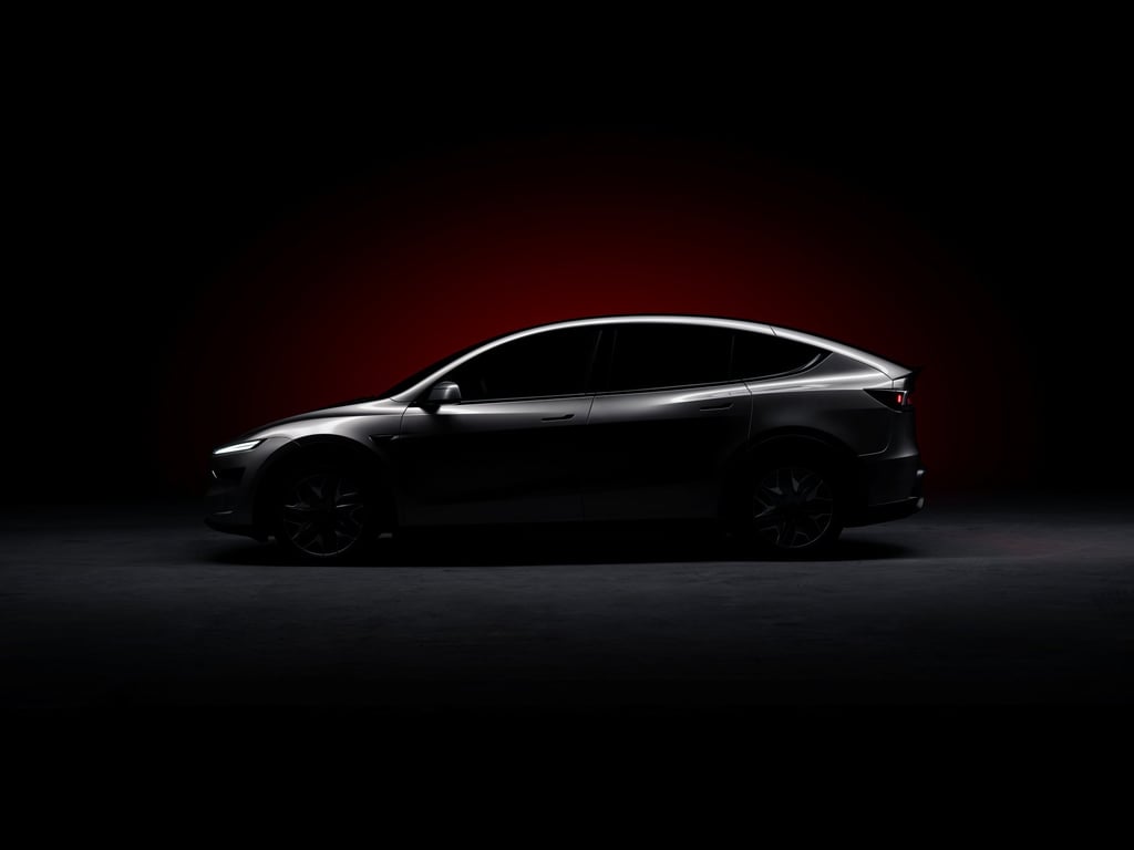 Tesla announced the Model Y L on Chinese social media on Wednesday, in a post that read, ‘Model Y L, see you in the autumn!’ Photo: Weibo Tesla announced the Model Y L on Chinese social media on Wednesday, in a post that read, ‘Model Y L, see you in the autumn!’ Photo: Weibo