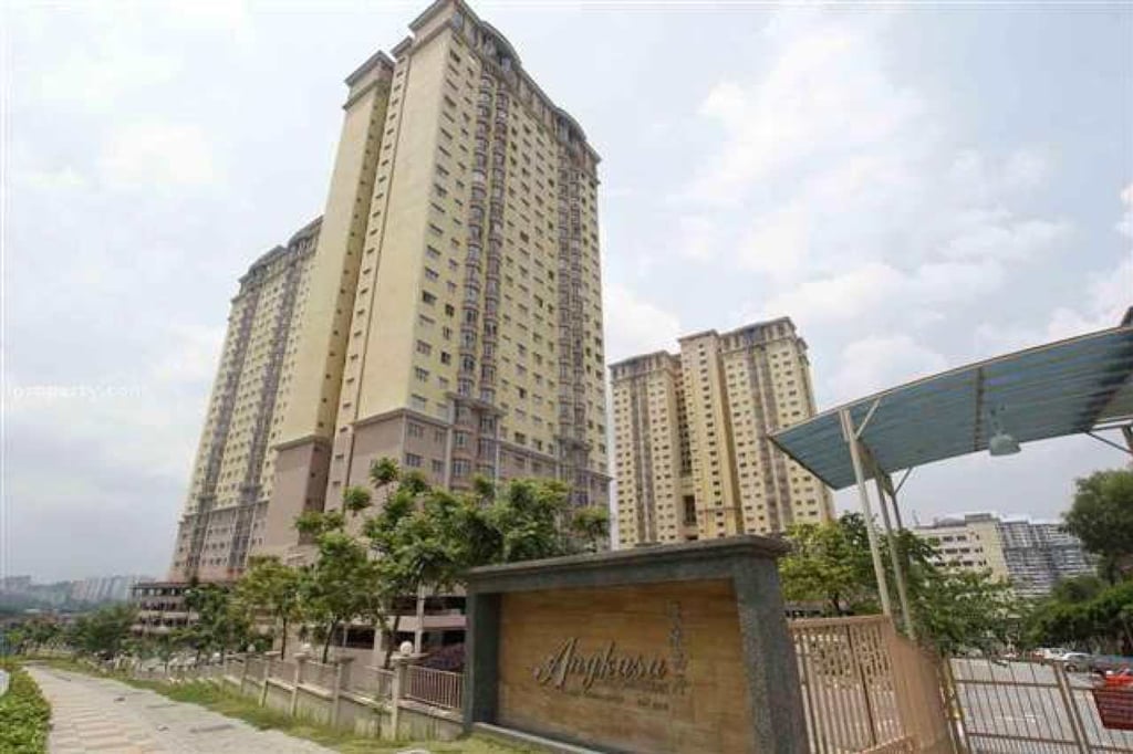 Sithu Hpone Maw’s body was found below the block of flats he was living in. Photo: Facebook/Angkasa Condominium Residents Sithu Hpone Maw’s body was found below the block of flats he was living in. Photo: Facebook/Angkasa Condominium Residents