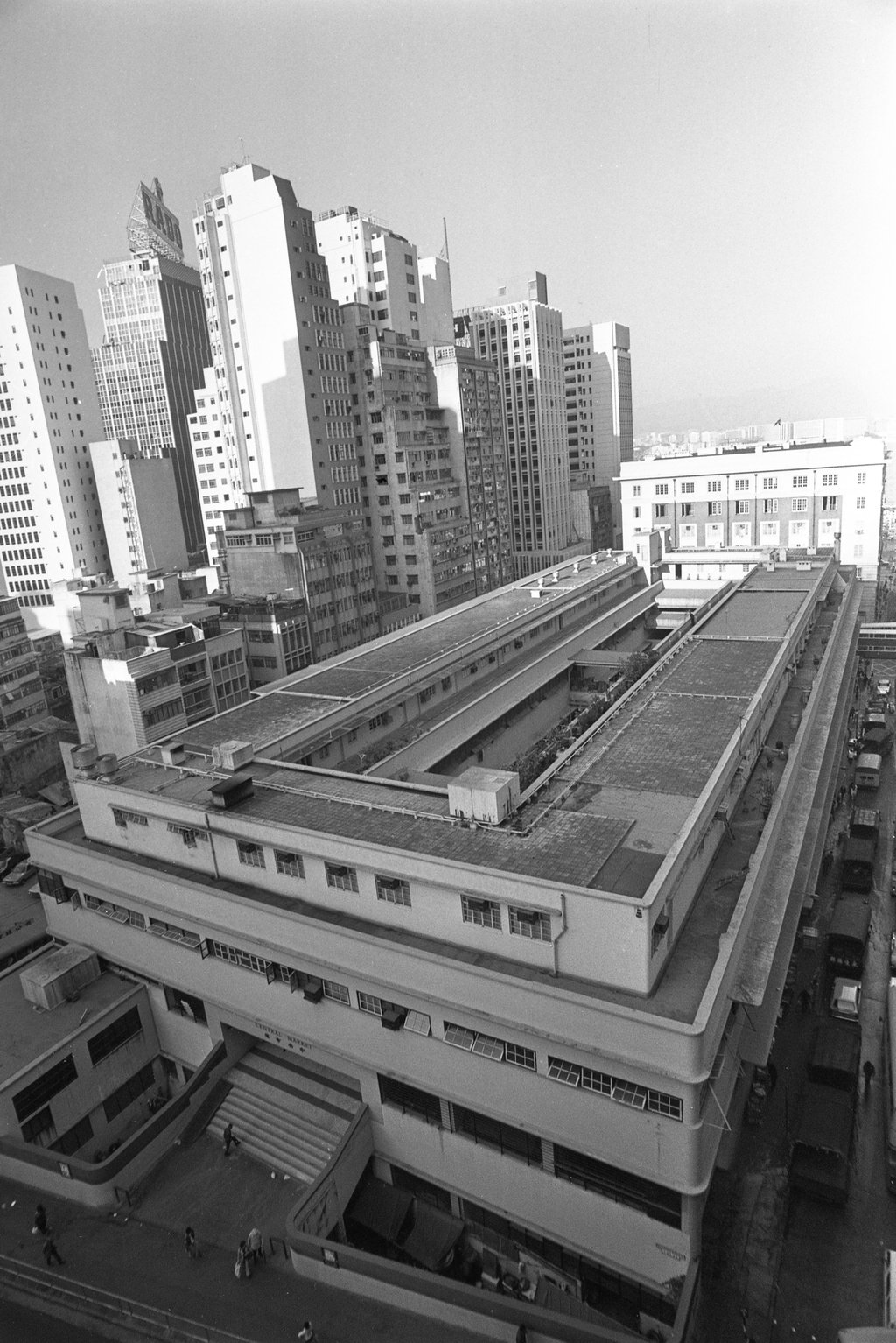 Central Market, which is located between Queen’s Road Central and Des Voeux Road Central, pictured in November 1977. Photo: SCMP Archives Central Market, which is located between Queen’s Road Central and Des Voeux Road Central, pictured in November 1977. Photo: SCMP Archives