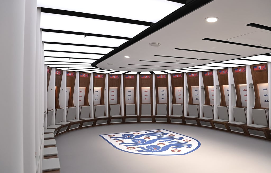 A look inside the England dressing room is part of the tour at Wembley Stadium. Photo: Laurence Griffiths/Wembley Stadium/dpa A look inside the England dressing room is part of the tour at Wembley Stadium. Photo: Laurence Griffiths/Wembley Stadium/dpa
