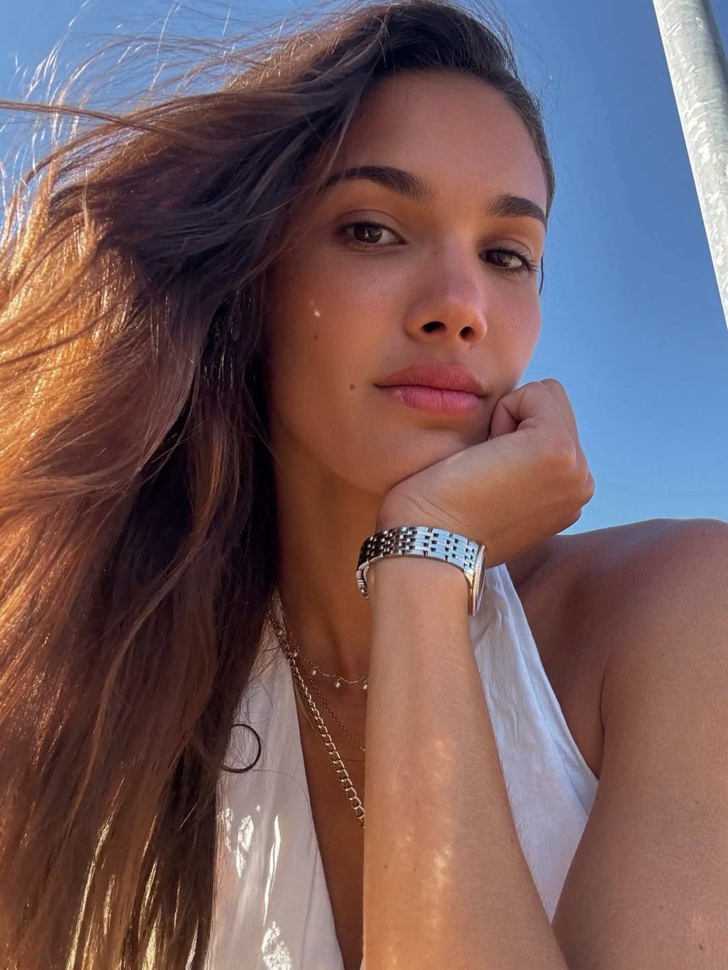 Natalie Kuckenburg is the founder of Nareia, a clothing brand featuring handmade crochet pieces. Photo: @nataliekuckenburg/Instagram