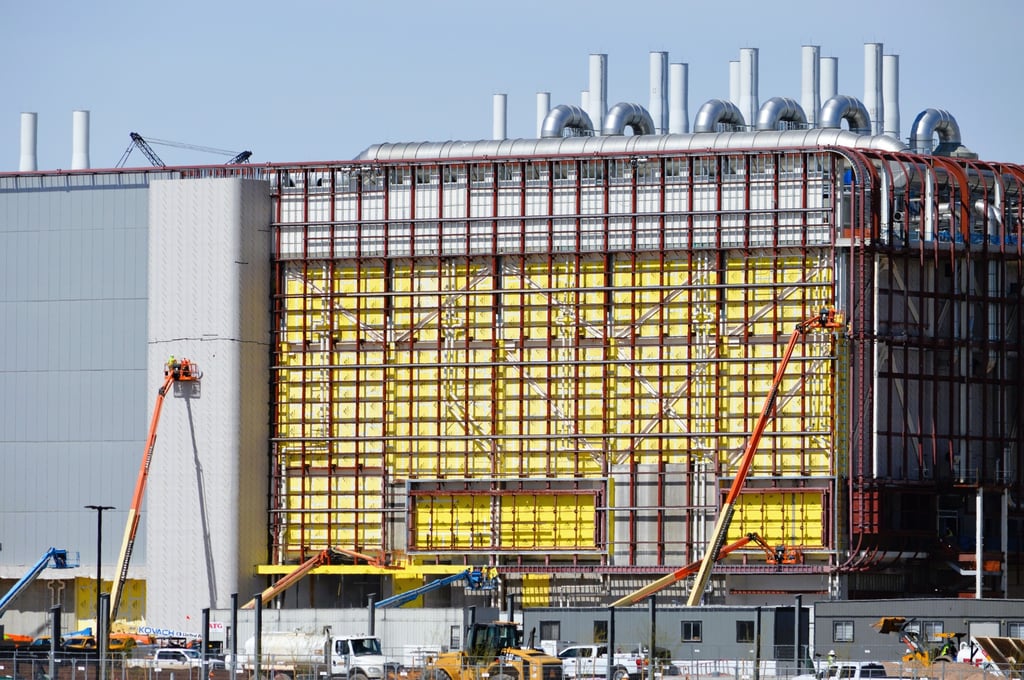 Taiwan Semiconductor Manufacturing Co’s wafer fab 21 in Phoenix, Arizona, seen under construction in 2023. Photo: Shutterstock
