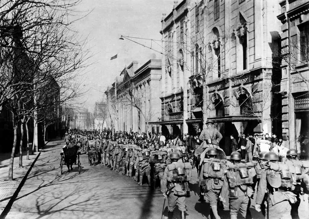 Imperial Japanese infantry amid the occupation of Manchuria in 1931 following the Mukden Incident. Photo Getty Images