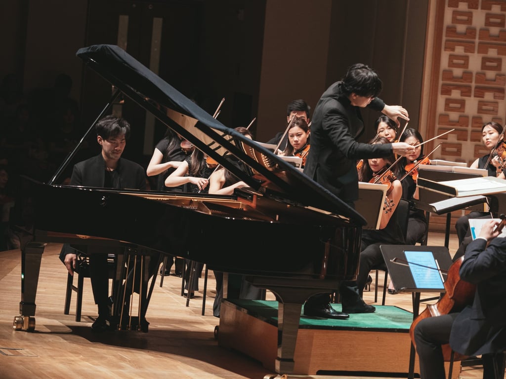 Canadian-Chinese pianist Bruce Liu performs Tchaikovsky’s Piano Concerto No 2 during the premiere concert by the Asian Modern Symphony Orchestra at the Hong Kong Cultural Centre. Photo: Kevin Ku Canadian-Chinese pianist Bruce Liu performs Tchaikovsky’s Piano Concerto No 2 during the premiere concert by the Asian Modern Symphony Orchestra at the Hong Kong Cultural Centre. Photo: Kevin Ku